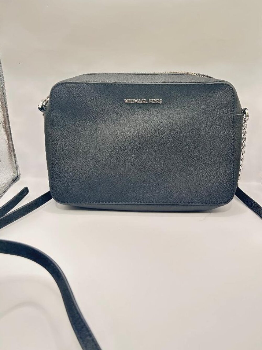 Michael Kors Jet Set Crossbody Bag in Black Full Grain Leather